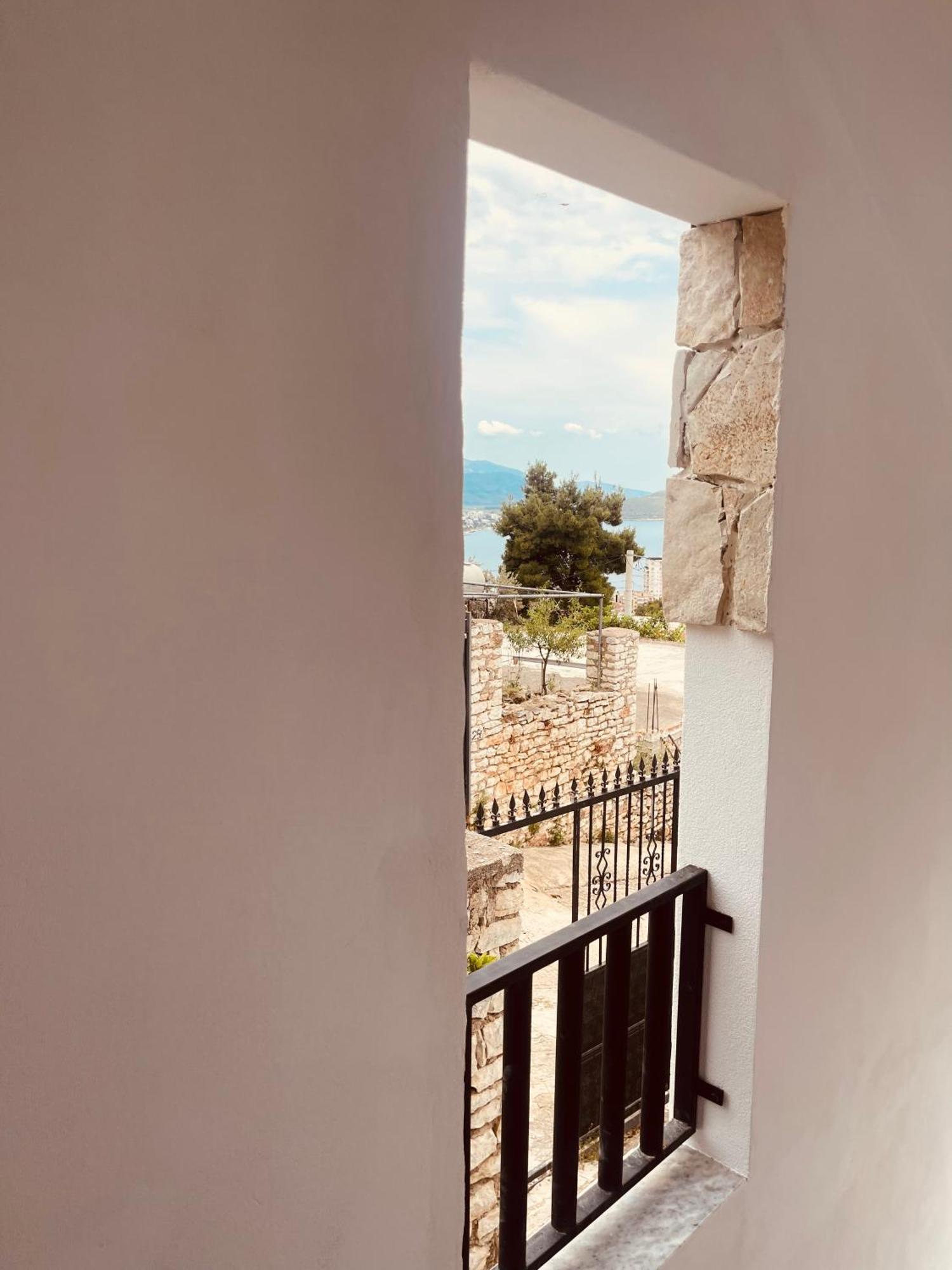 Comfort Guest Rooms Vila Hm Sarande Exterior photo