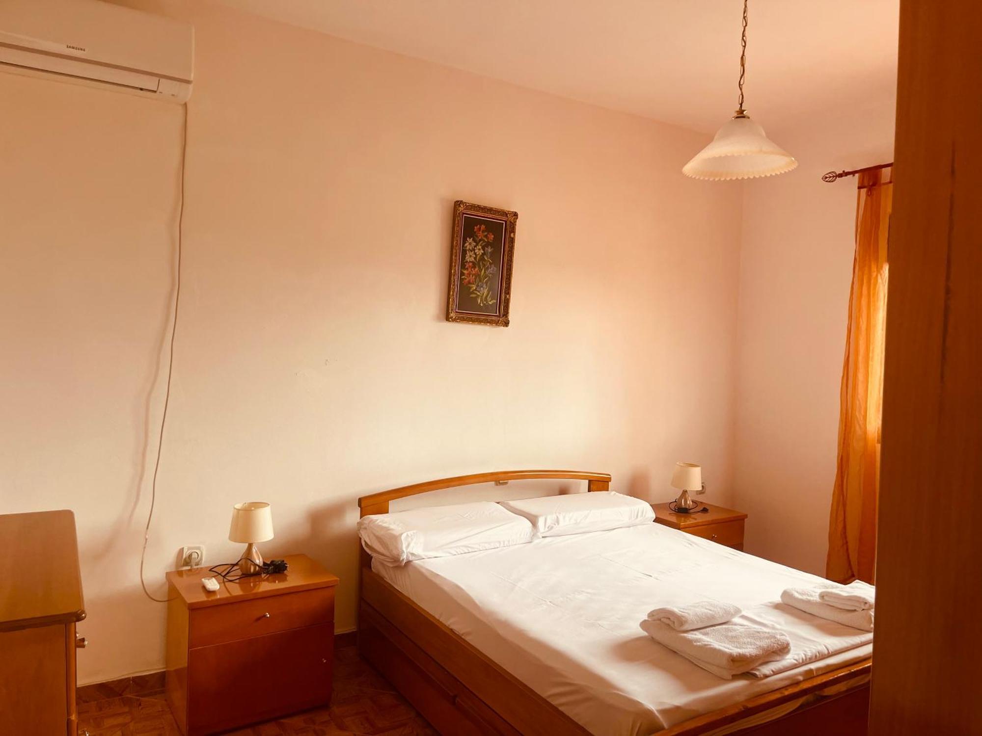 Comfort Guest Rooms Vila Hm Sarande Exterior photo